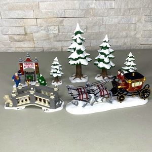 Department 56 The Heritage Village Collection Set of 7 Accessories